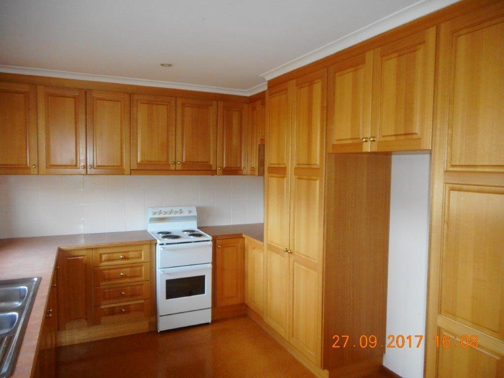 57 Lambie Street TUMUT 7