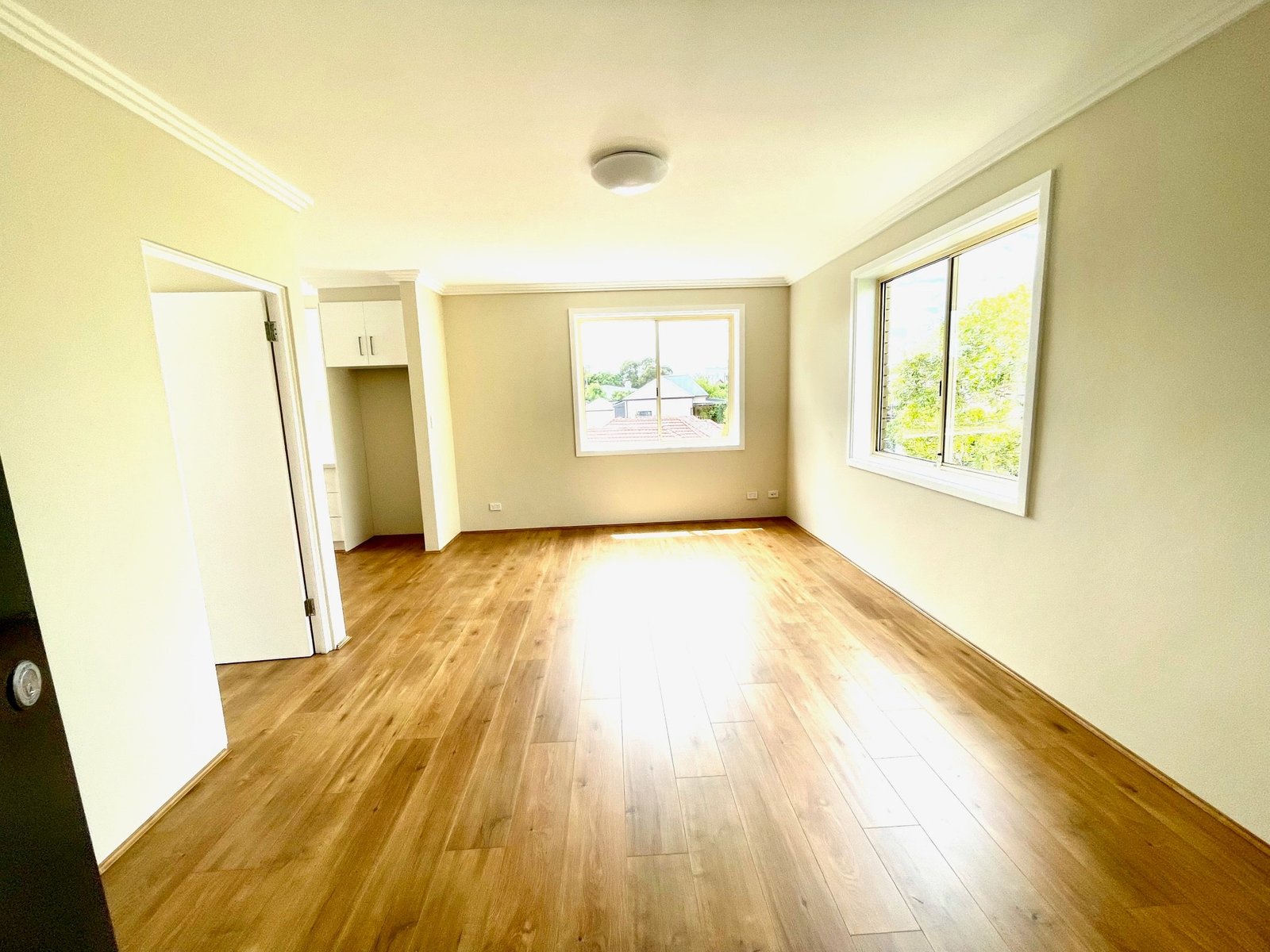 5/7 London Street ENMORE 2