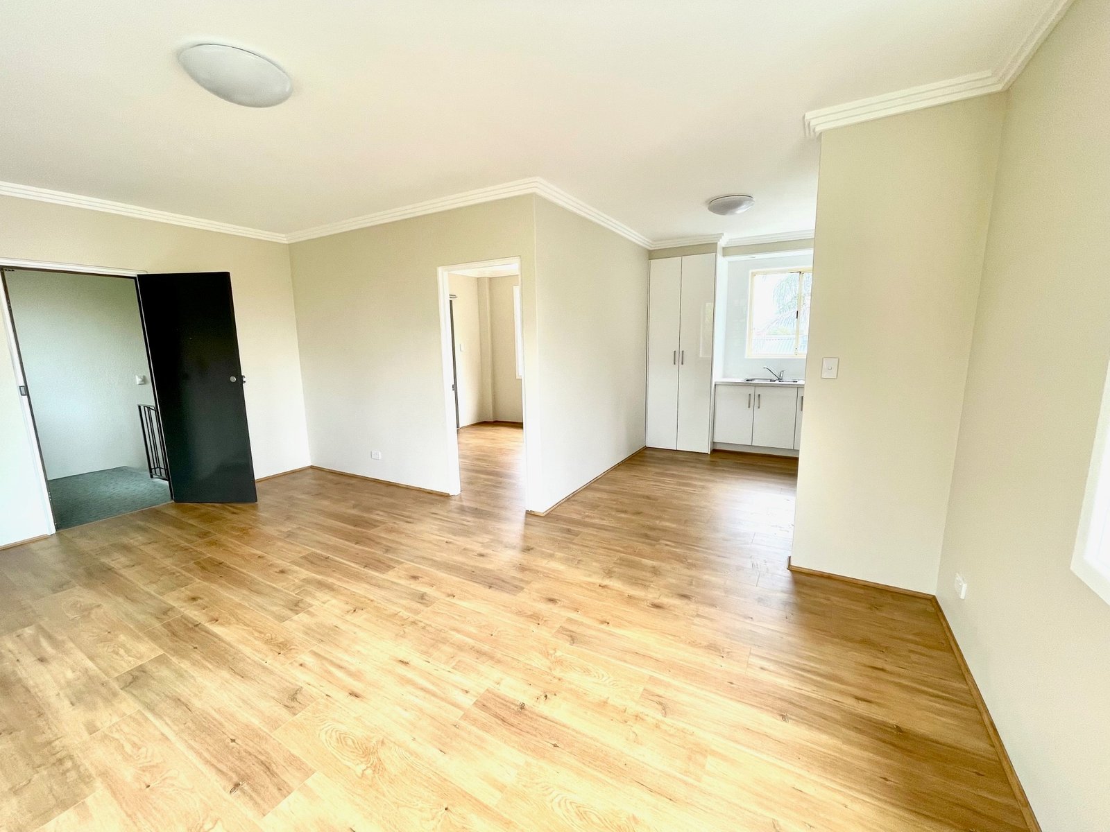 5/7 London Street ENMORE 3