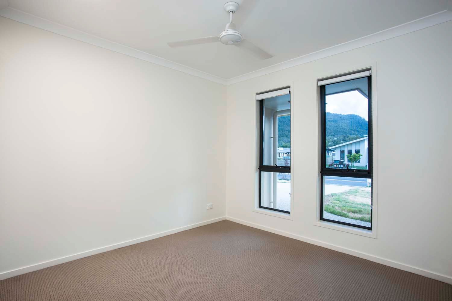 57 Macarthur Drive CANNONVALE 6