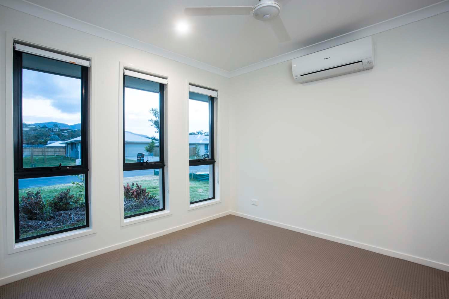 57 Macarthur Drive CANNONVALE 8