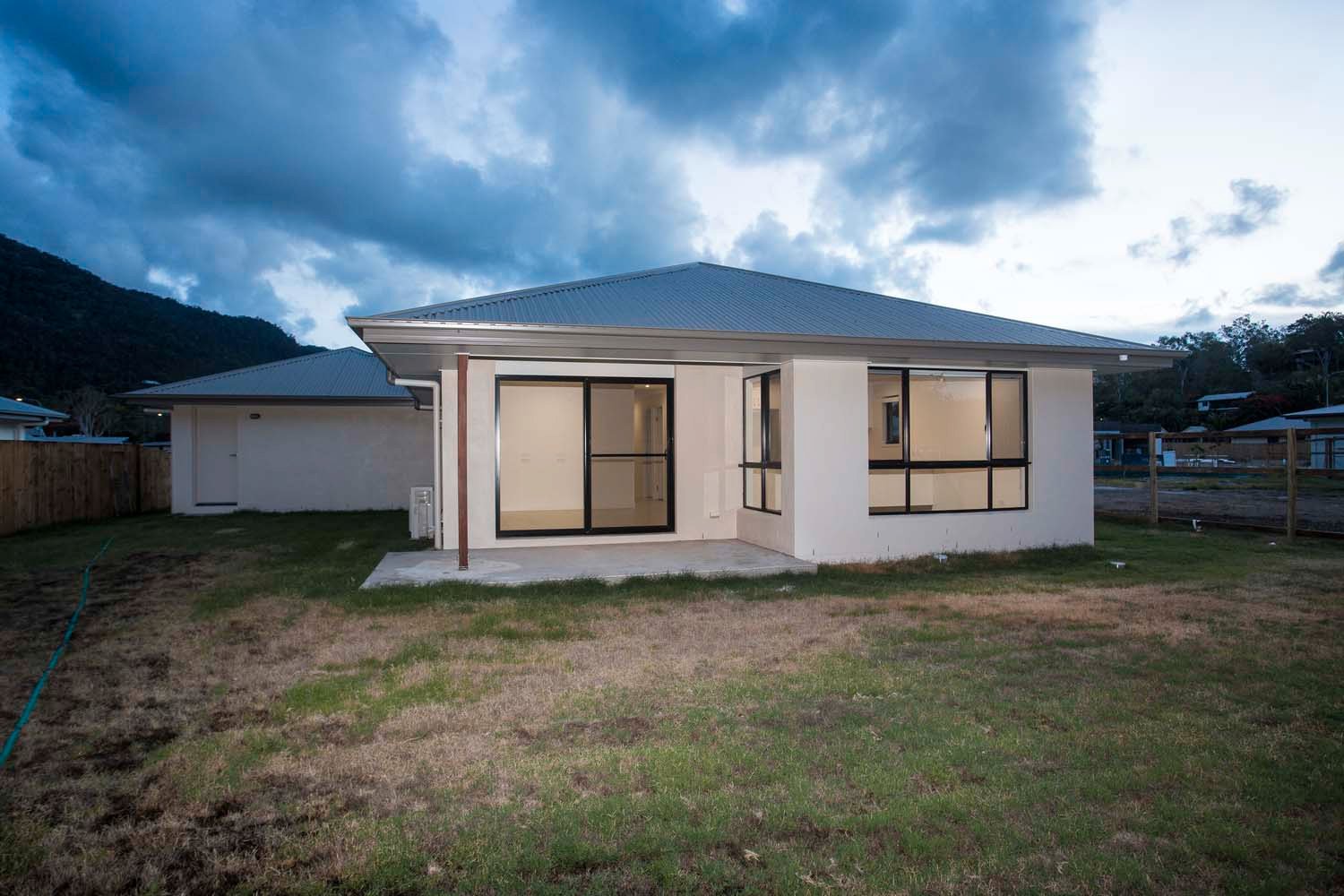 57 Macarthur Drive CANNONVALE 17