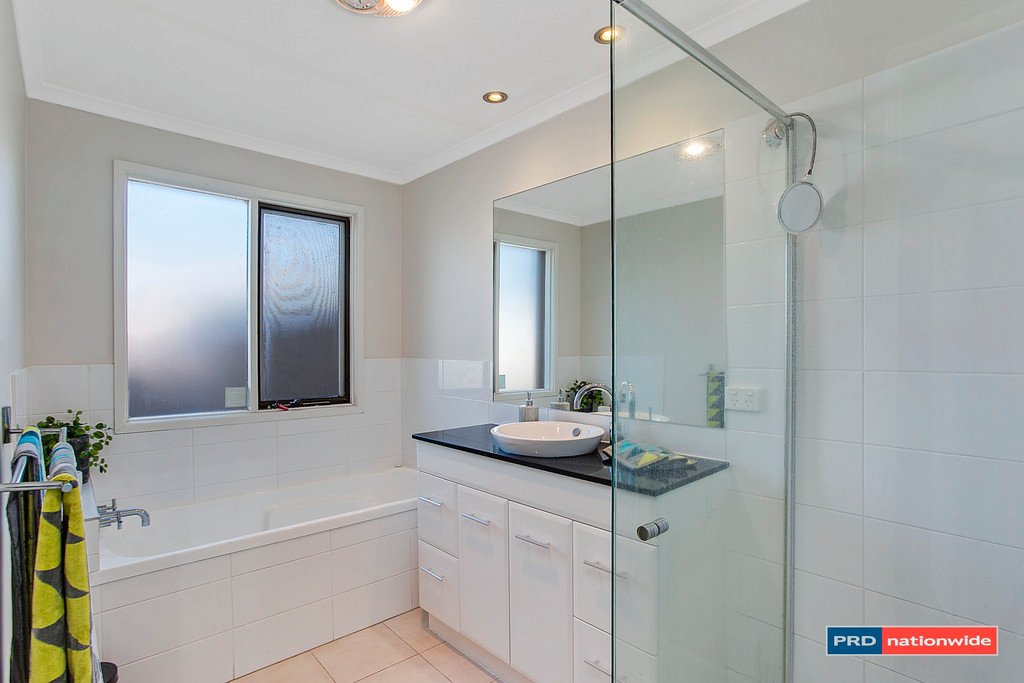 57 Macquarie Avenue MOLENDINAR 8