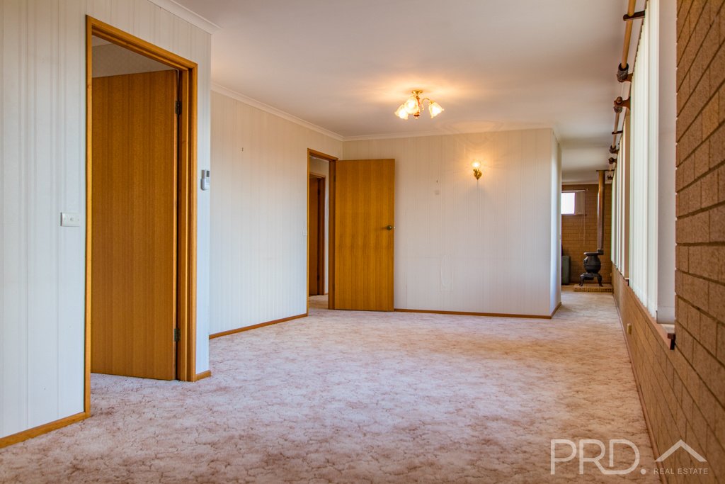 5/7 Mangaroo Avenue TUMUT 9