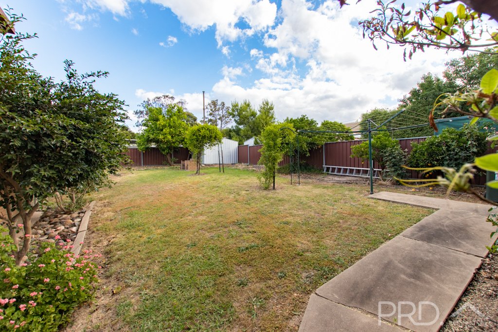 5/7 Mangaroo Avenue TUMUT 13