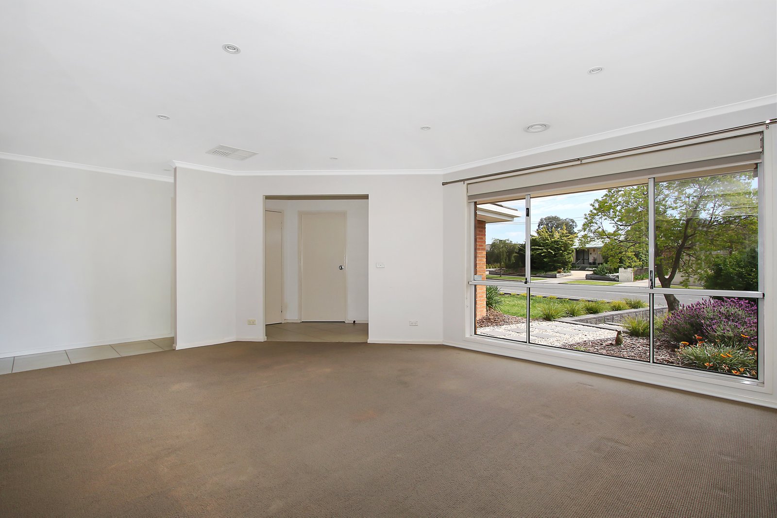57 Mayfair Drive WEST WODONGA 5