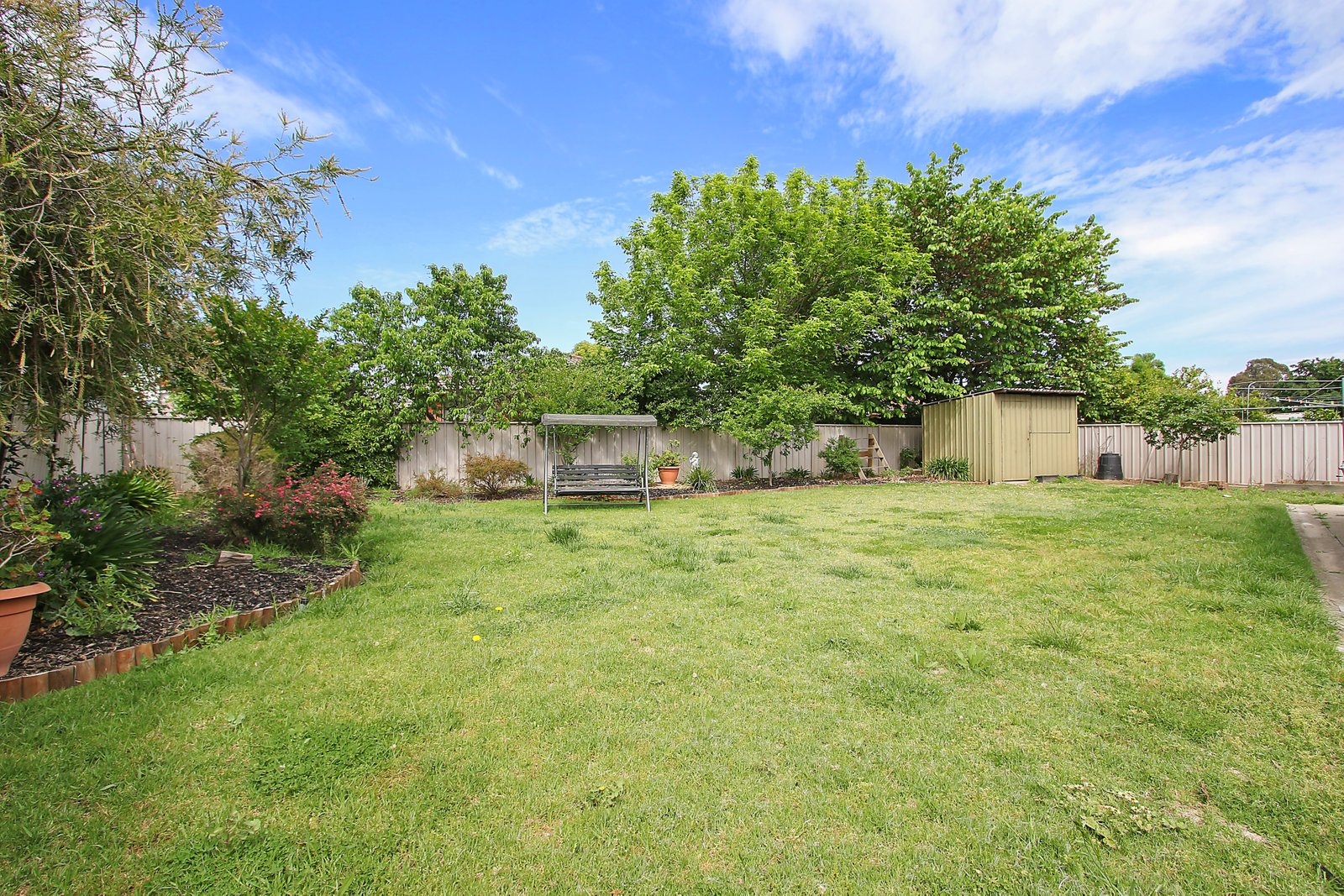 57 Mayfair Drive WEST WODONGA 8