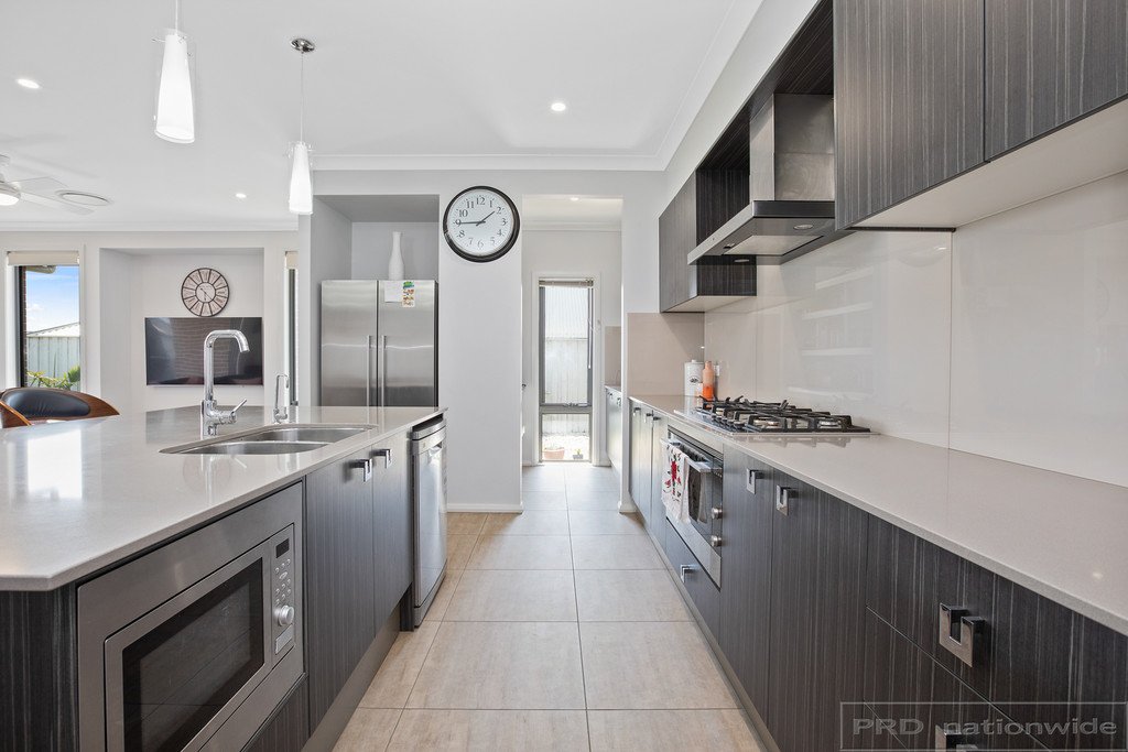 57 McKeachie Drive ABERGLASSLYN 3
