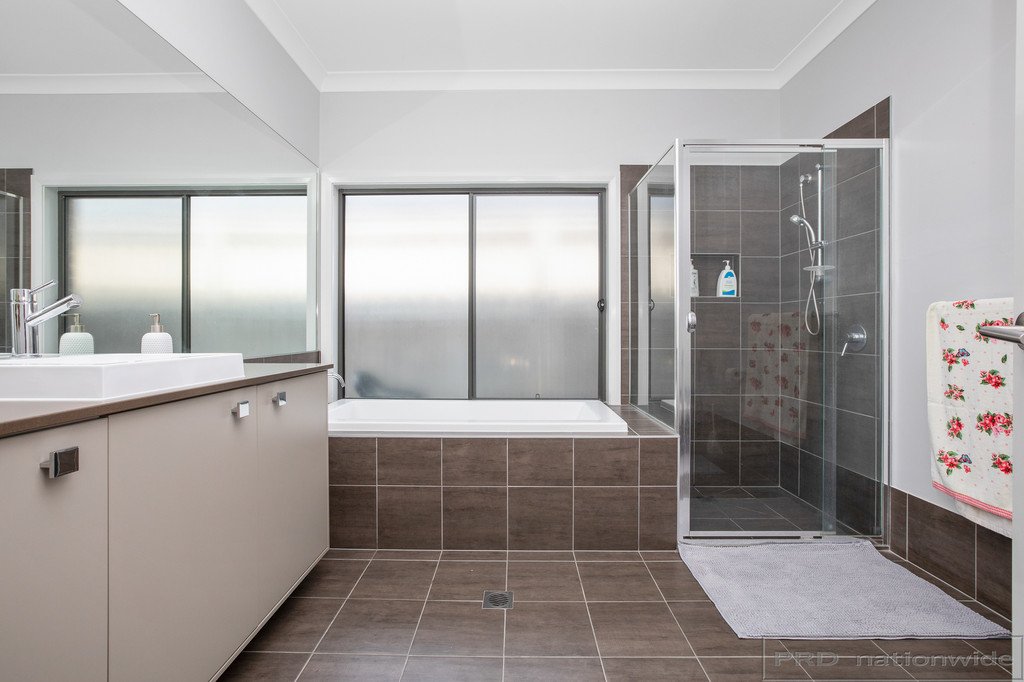 57 McKeachie Drive ABERGLASSLYN 17