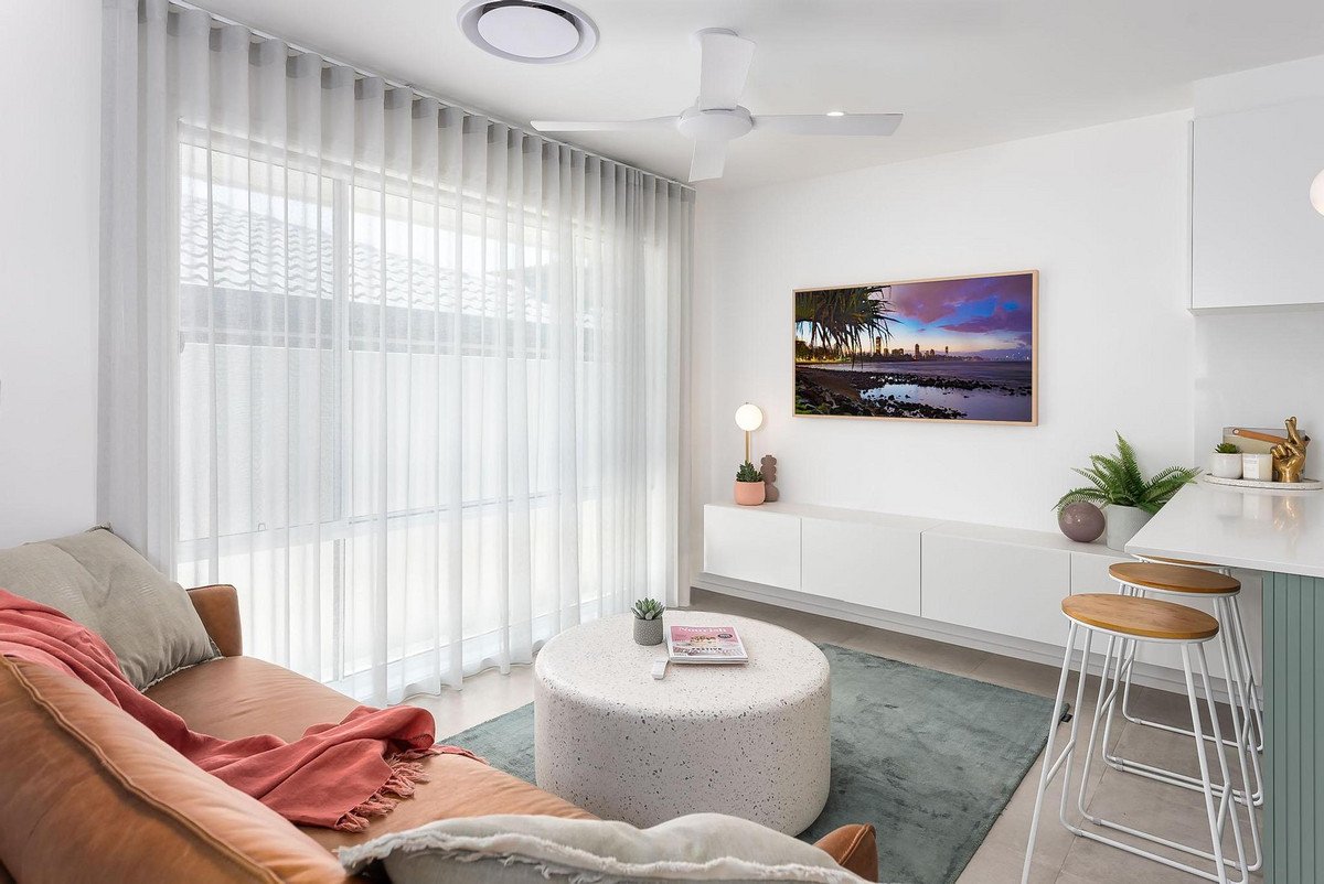 57 Nobby Parade Miami 27