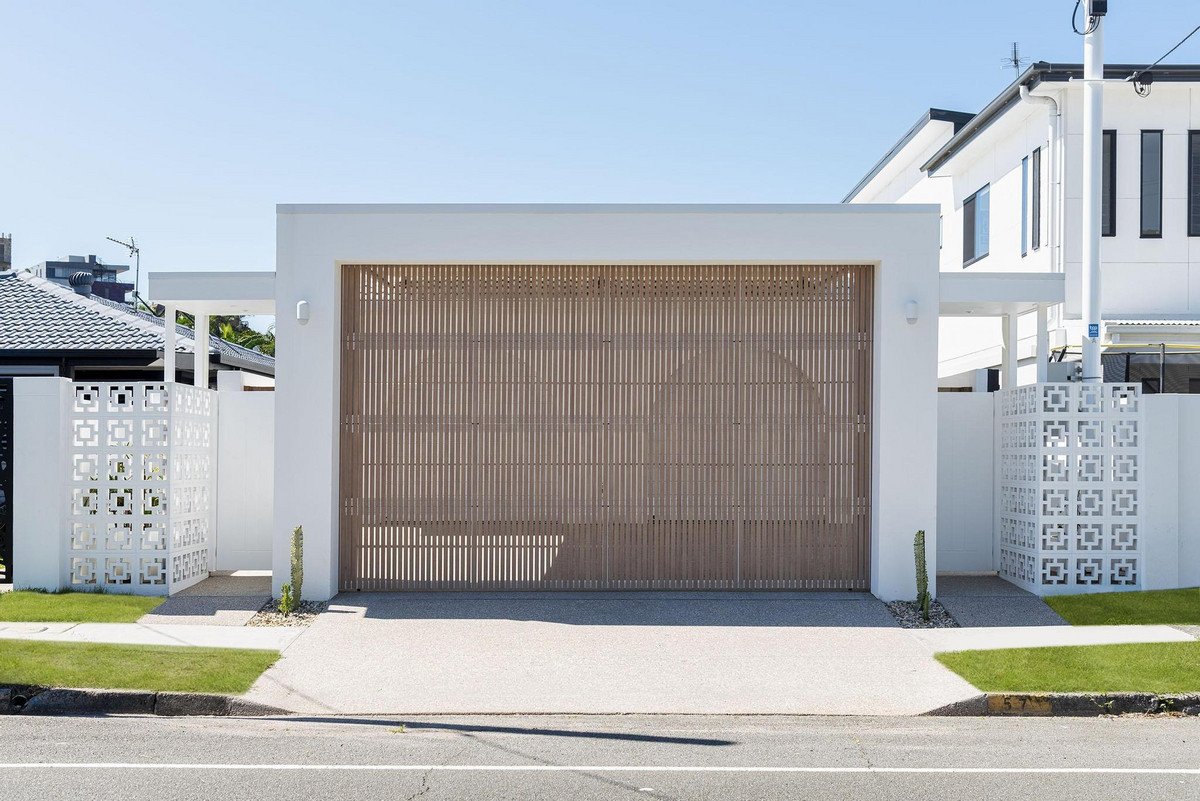 57 Nobby Parade Miami 23