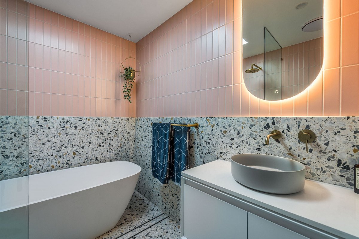 57 Nobby Parade Miami 33