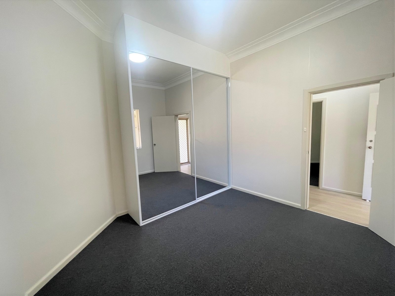 57 Ocean Street KOGARAH 5
