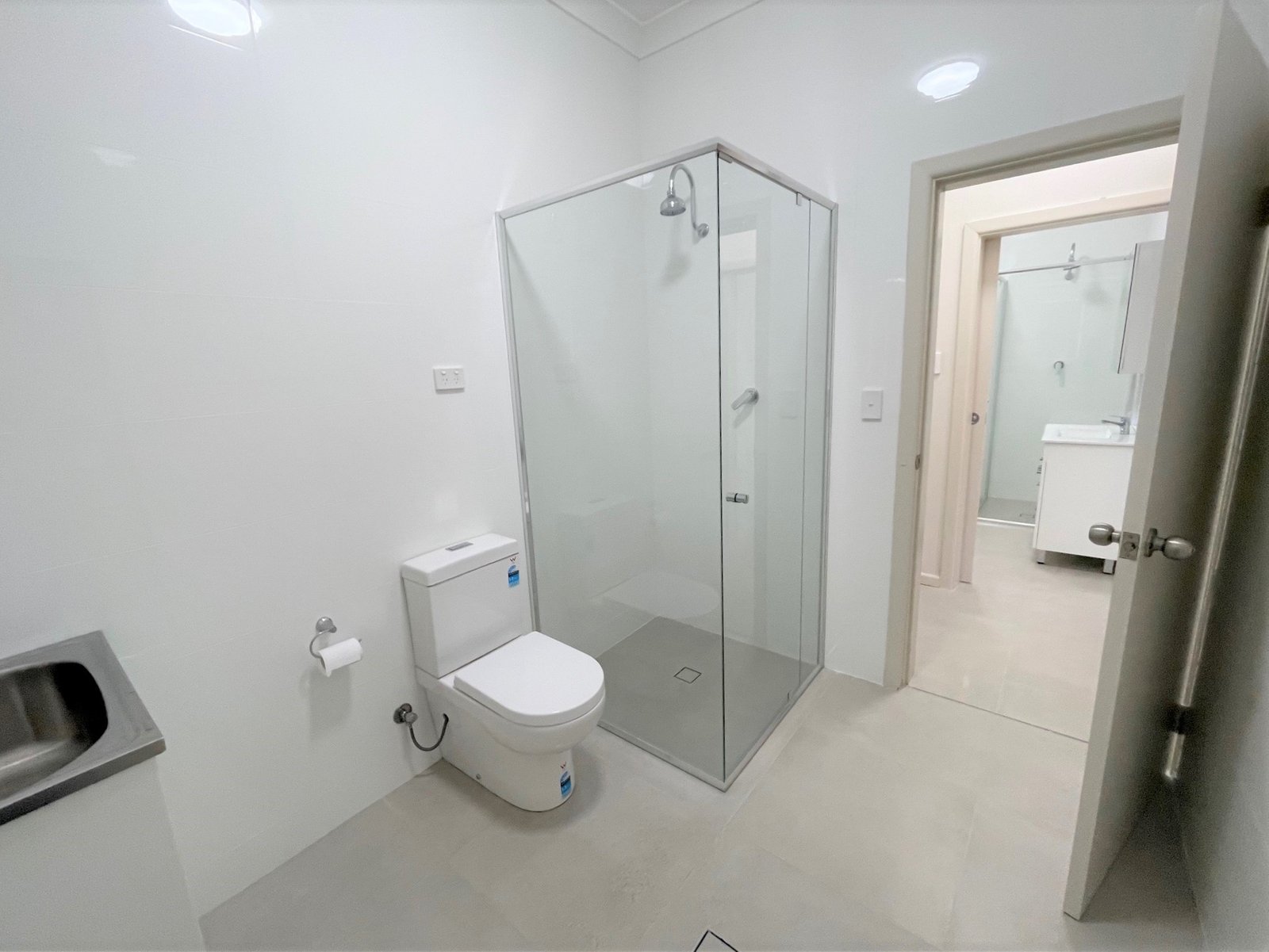 57 Ocean Street KOGARAH 6