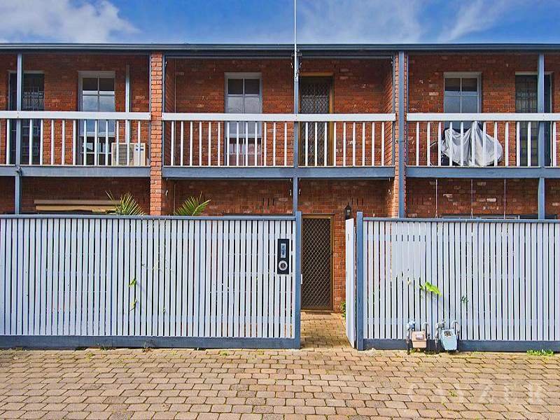 Gallery: 5/7 Palmer Street