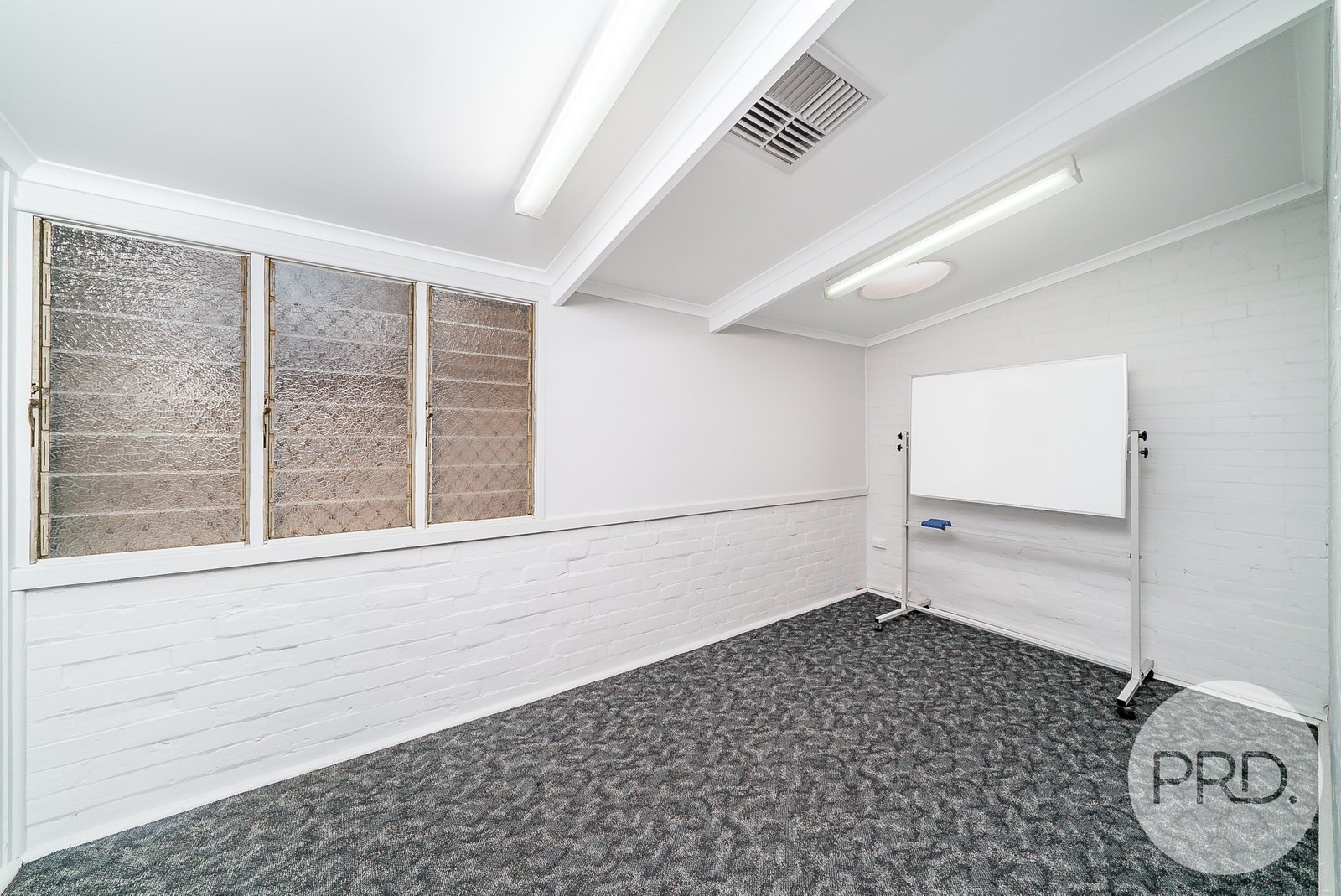 57 Peter Street WAGGA WAGGA 5