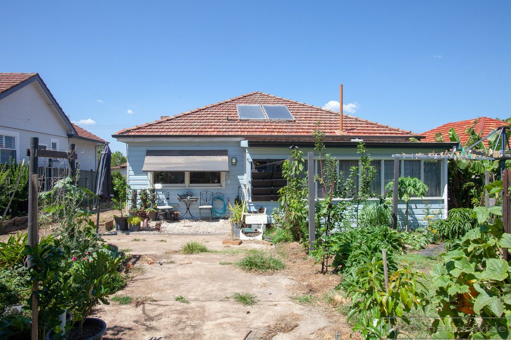 57 Pierce Street EAST MAITLAND 14