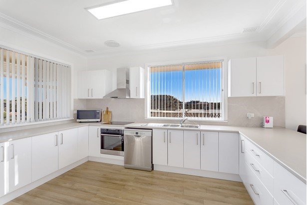 57 Ronald Avenue SHOAL BAY 7