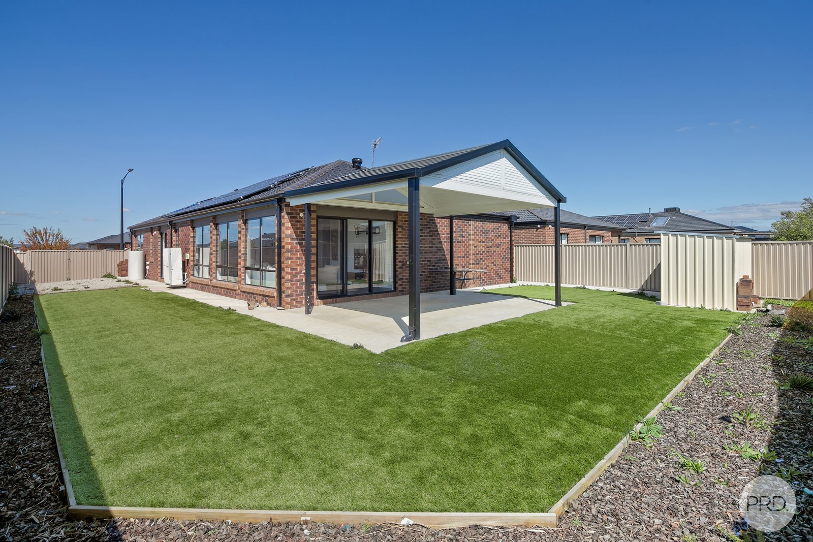 57 Royal York Road WINTER VALLEY 18
