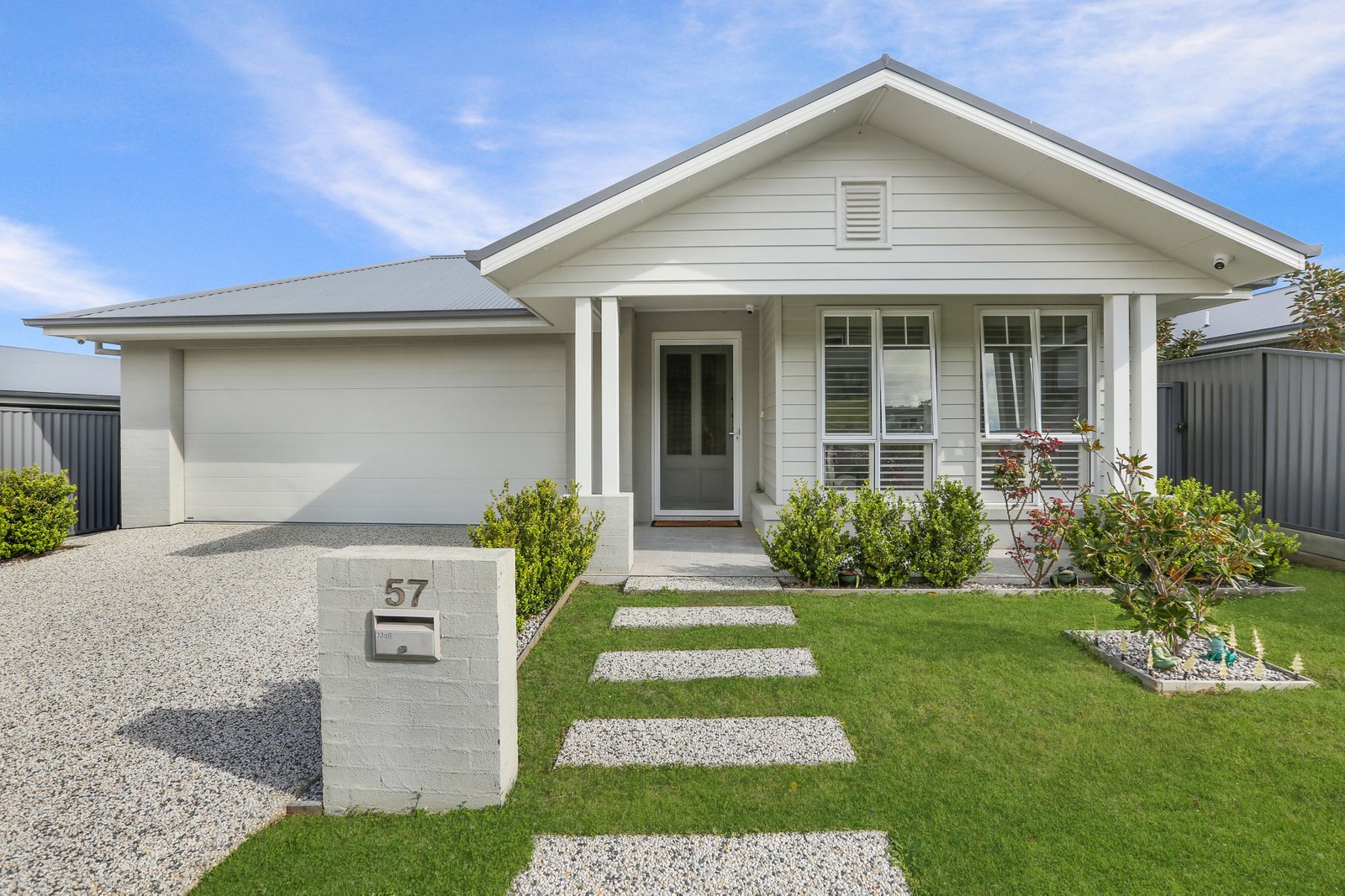 57 Saddleback Crescent STREAM HILL 1