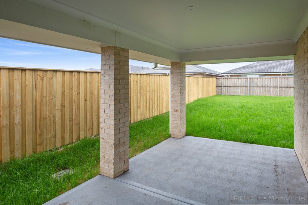 57 Sandpiper Circuit ABERGLASSLYN 11