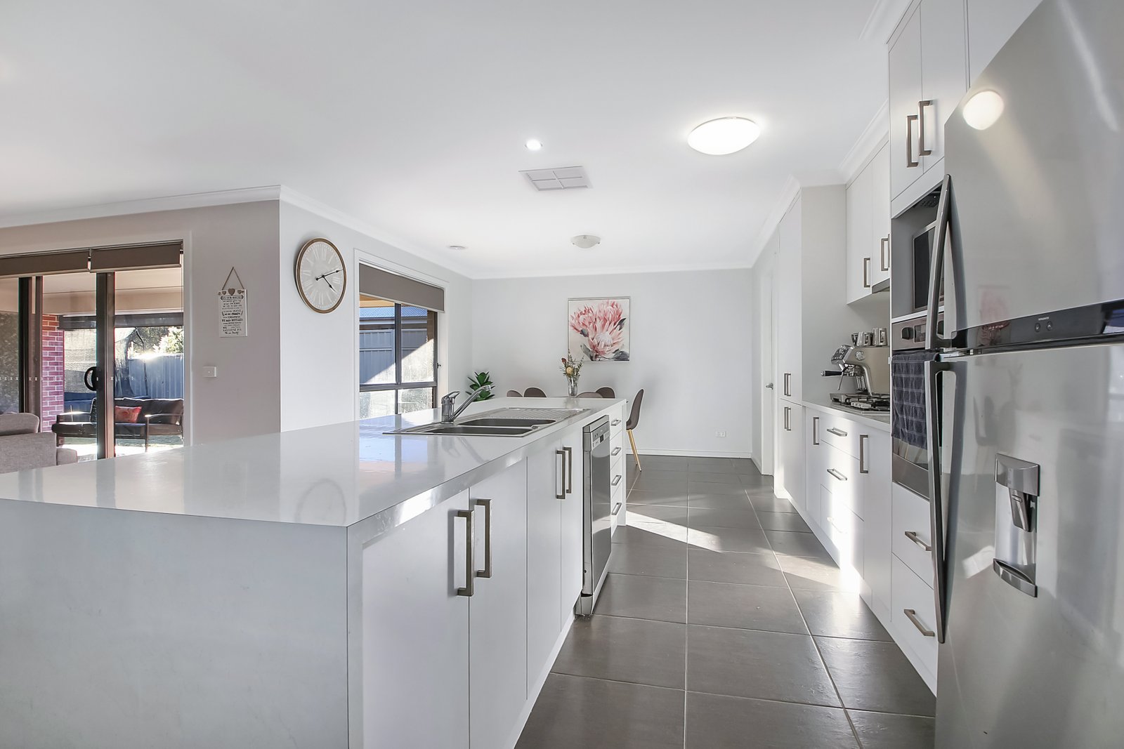 57 Songlark Crescent THURGOONA 3