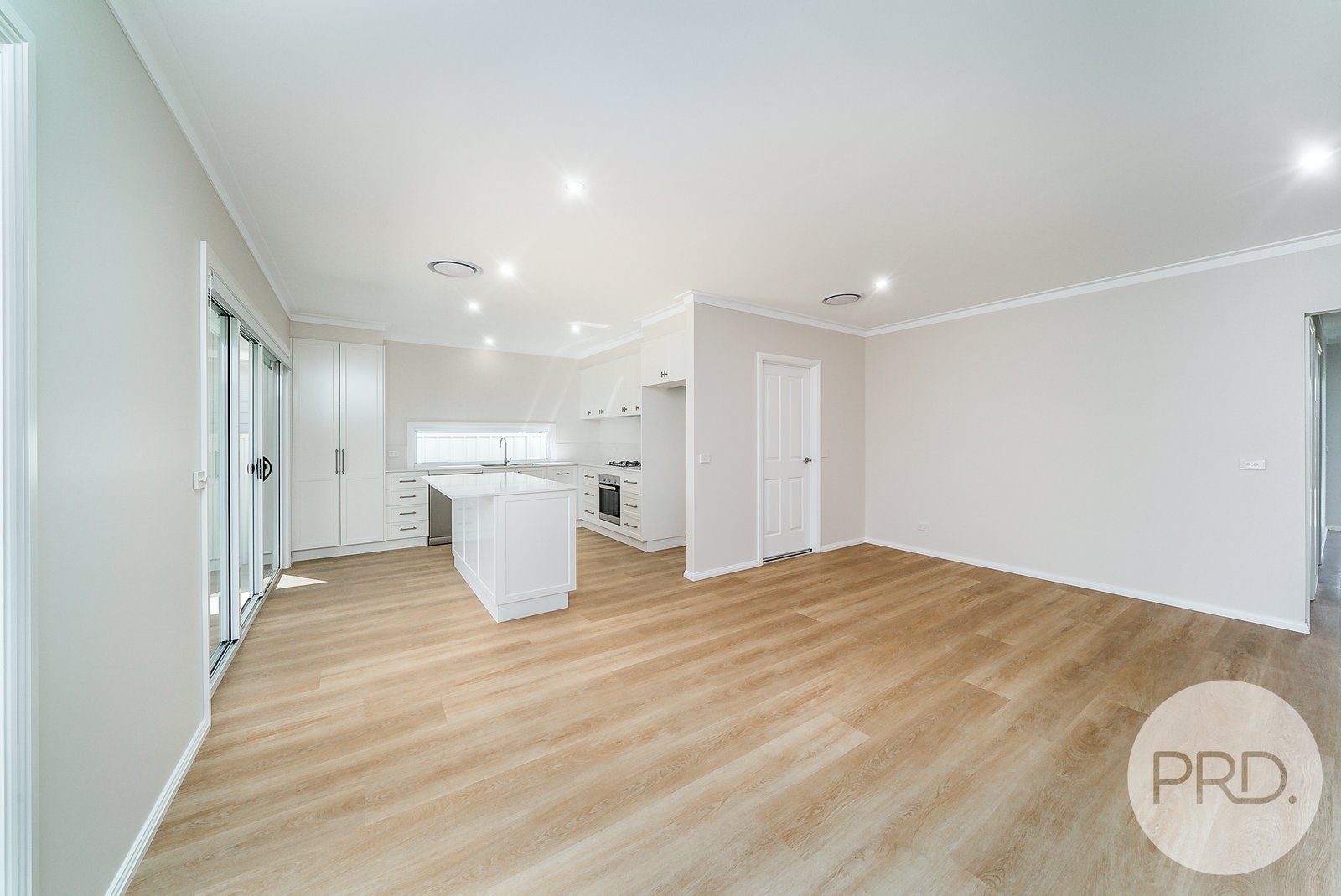 57 Spring Street WAGGA WAGGA 5