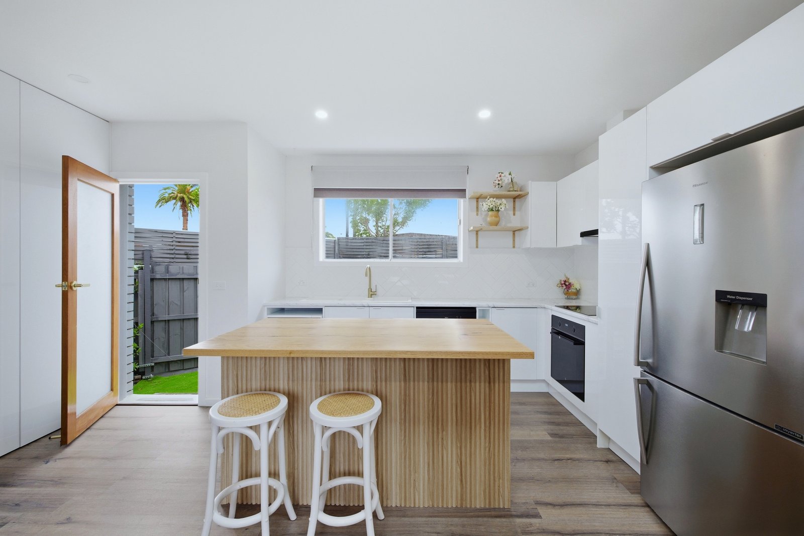 Gallery: 5/7 Station Street