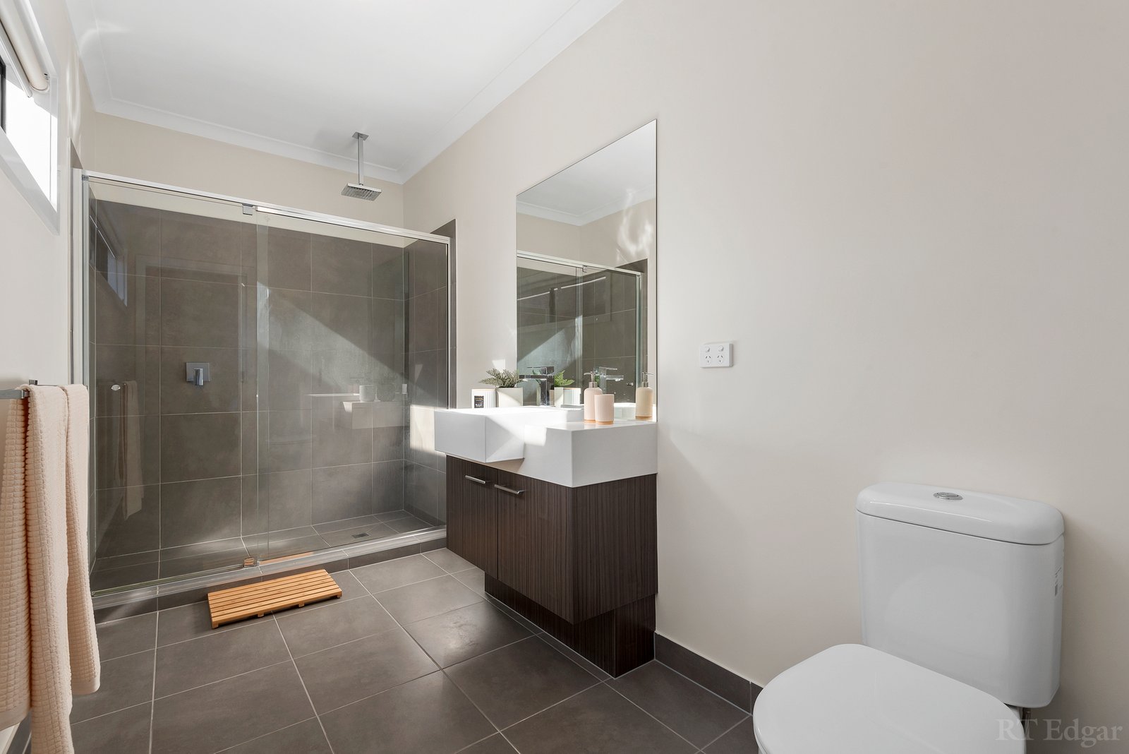 Real Estate and Property in 57 Stonebridge Road, Drysdale, VIC