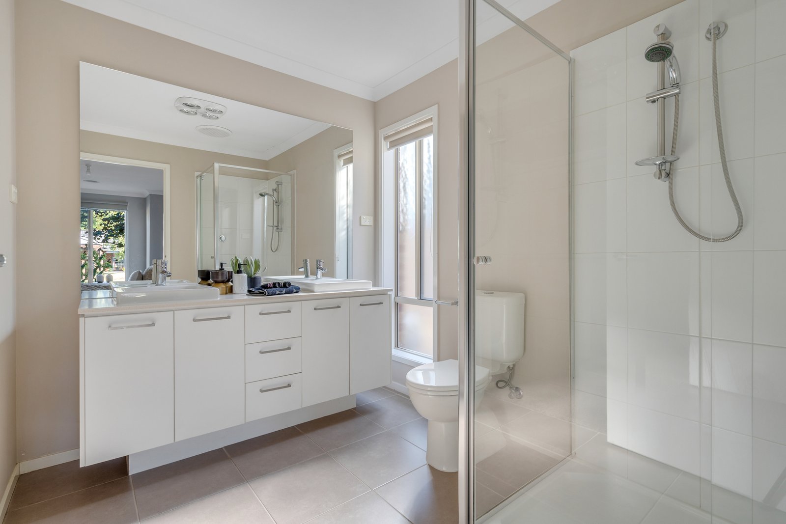 Real Estate and Property in 57 Sunny Park Close, Gisborne, VIC