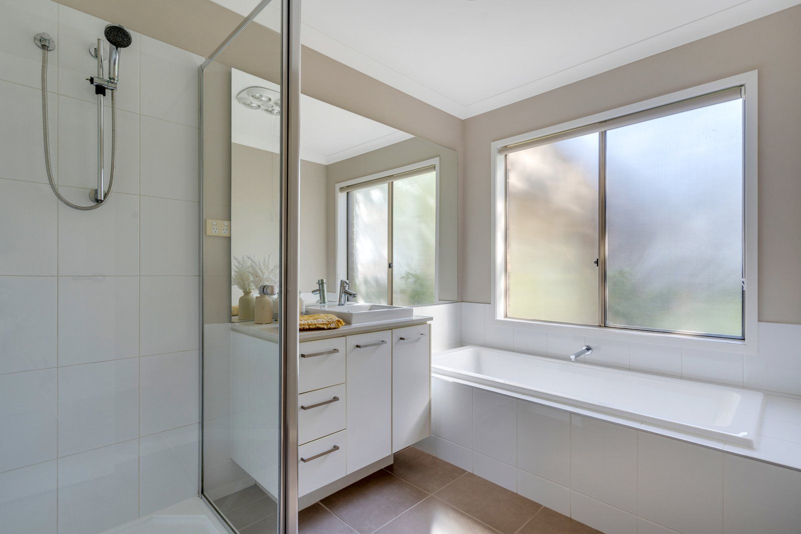 Real Estate and Property in 57 Sunny Park Close, Gisborne, VIC