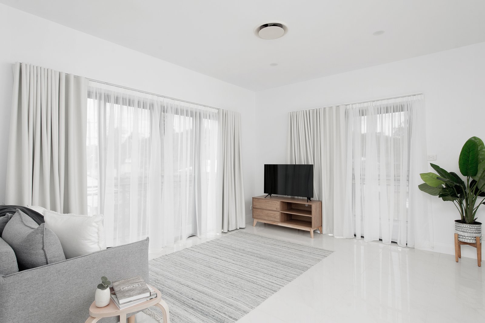 57 Tomaree Road SHOAL BAY 27