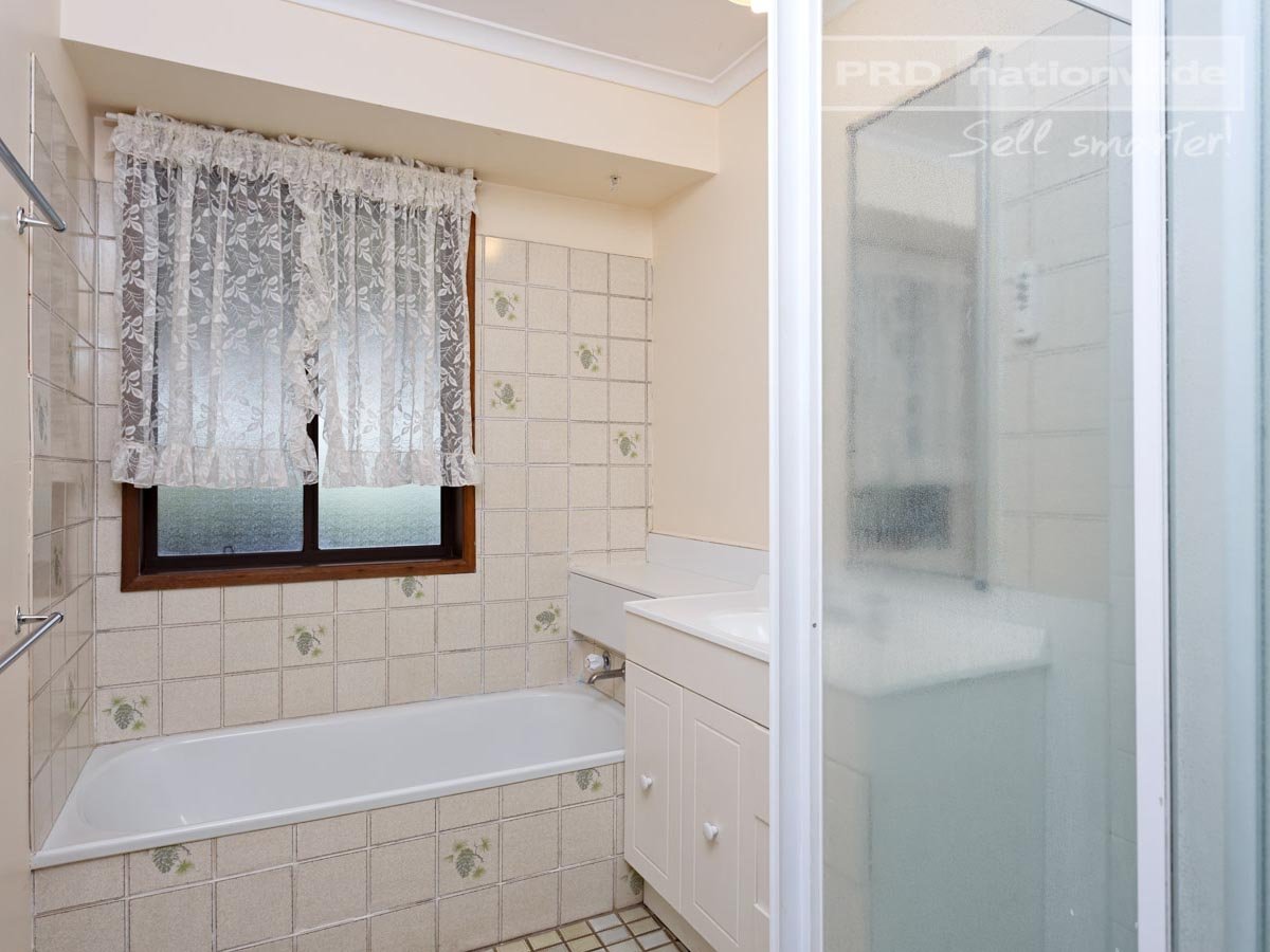 57 Truscott Drive ASHMONT 9