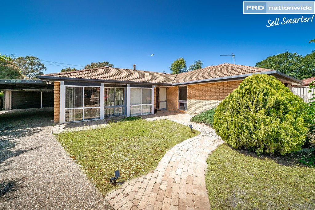 57 Undurra Drive GLENFIELD PARK 1
