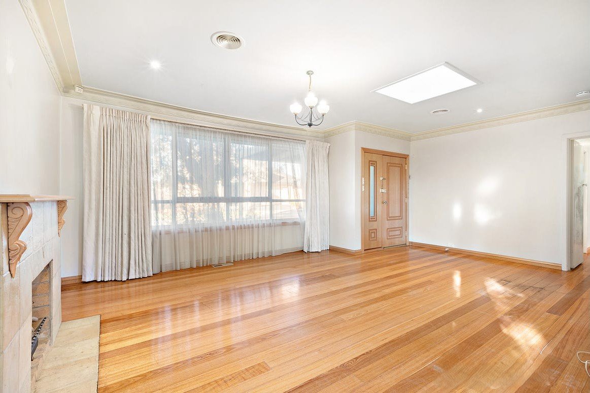 Gallery: 570 South Road