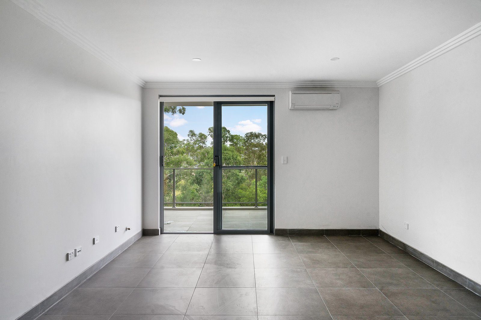 5/71 Deerubbin Dr  Glenmore Park 5
