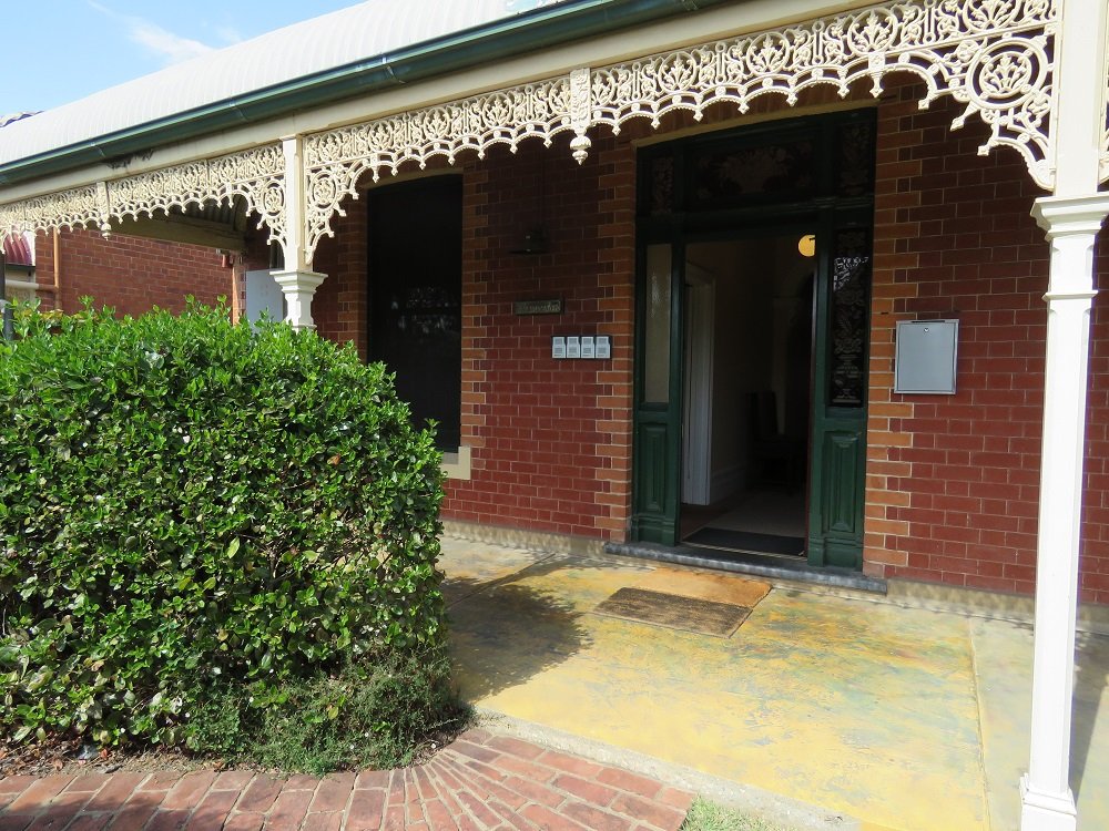 571 Englehardt Street ALBURY 1