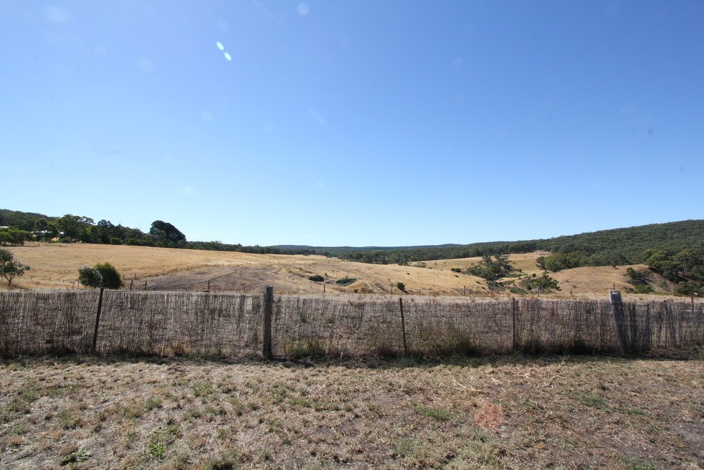 571 Linton-Piggoreet Road HAPPY VALLEY 16