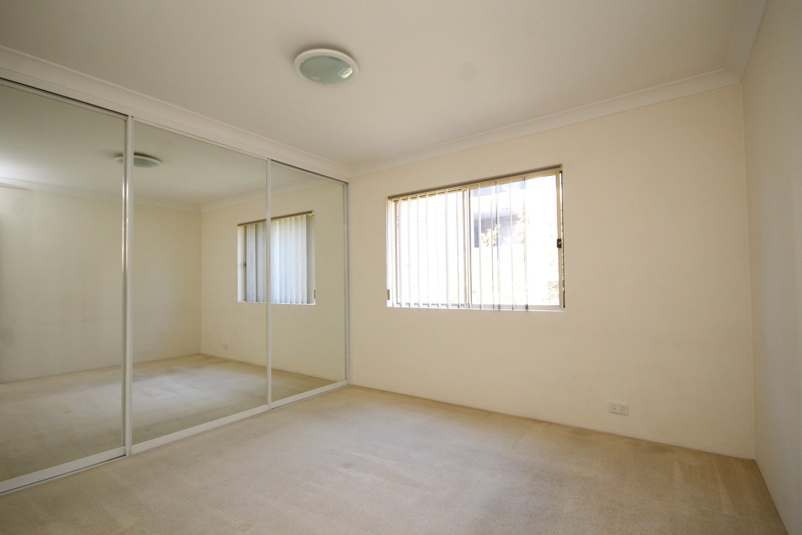 5/71 Pitt Street MORTDALE 4