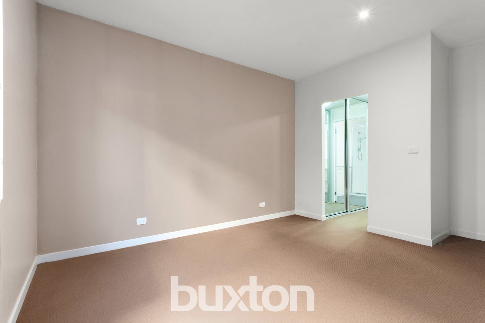 Gallery: 57/117 McLeod Road