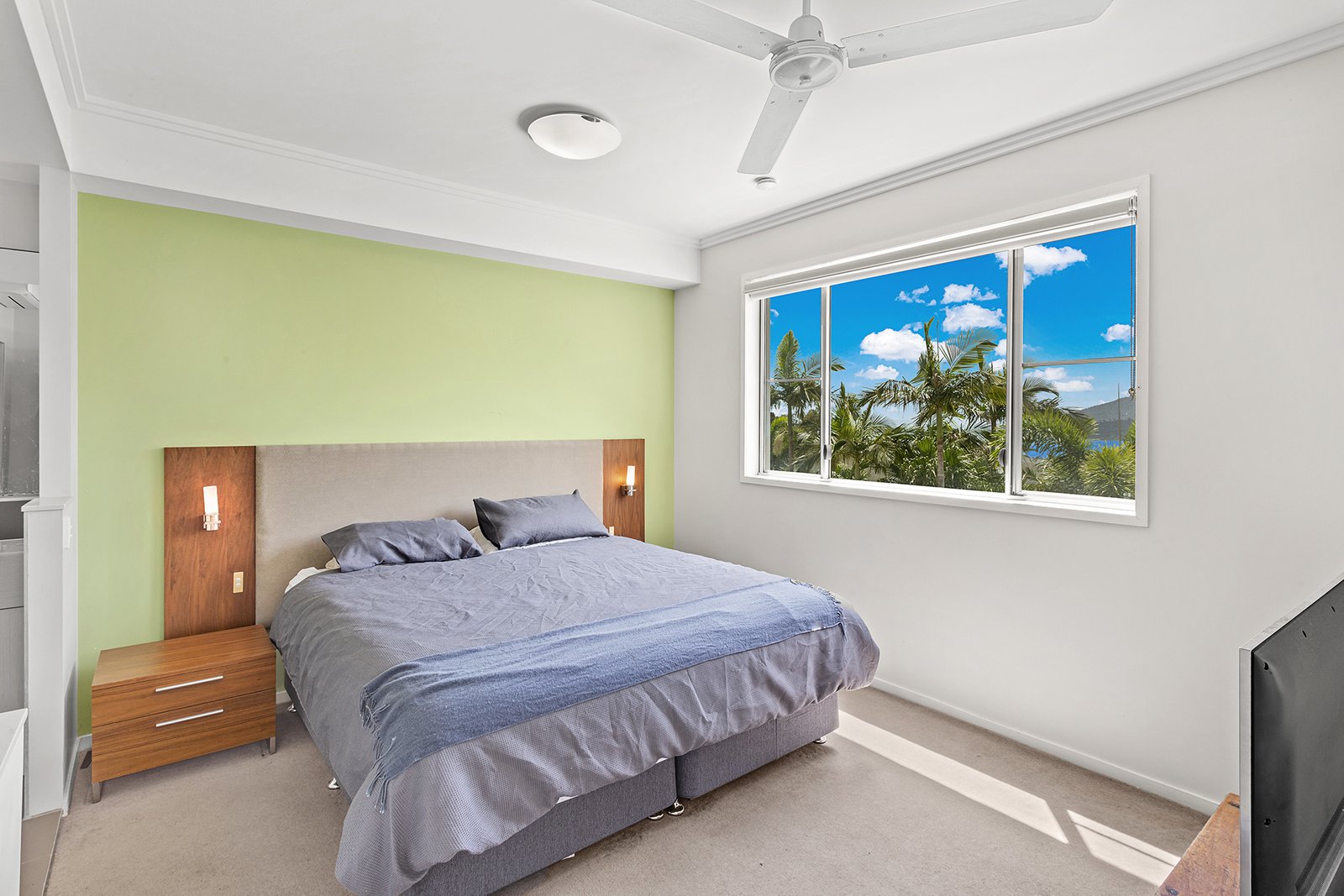57/15 Flame Tree Court AIRLIE BEACH 8