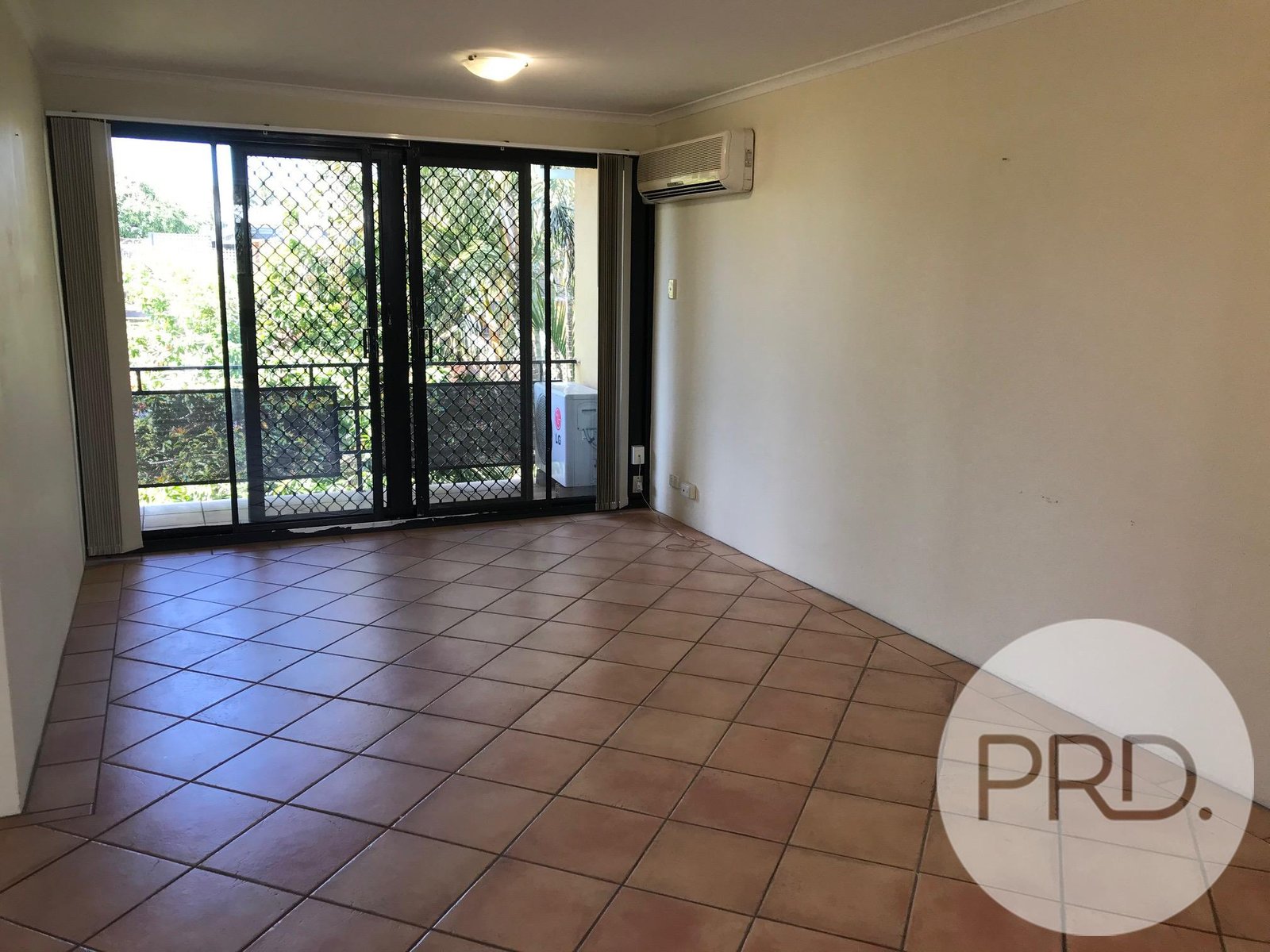 5/72 Jenner Street NUNDAH 4