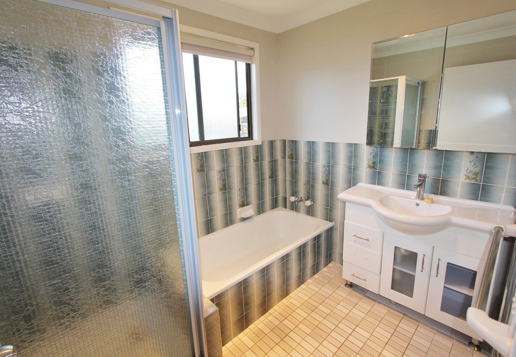 573 Ashmore Road ASHMORE 5