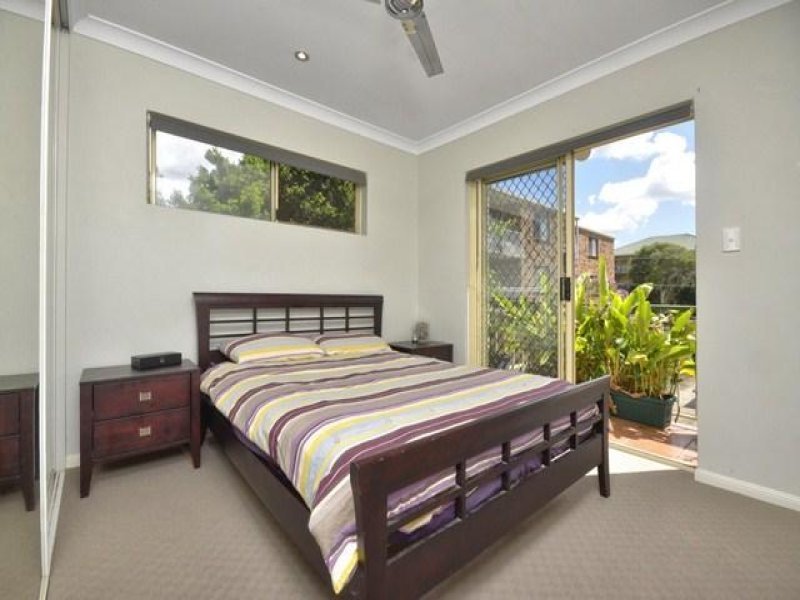 5/74 Eton Street NUNDAH 5