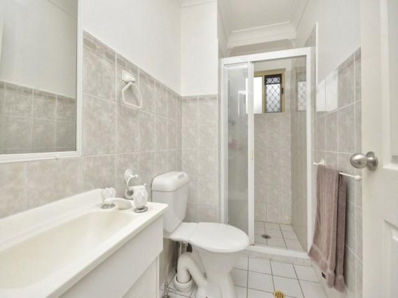 5/74 Eton Street NUNDAH 6