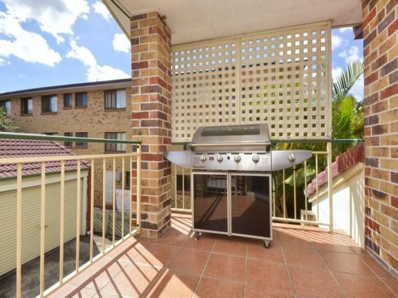 5/74 Eton Street NUNDAH 9