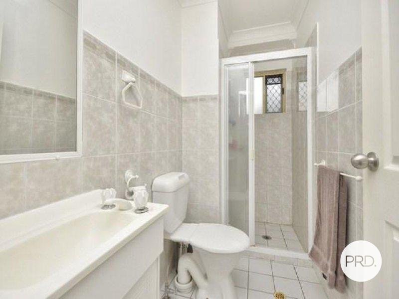 5/74 Eton Street NUNDAH 5