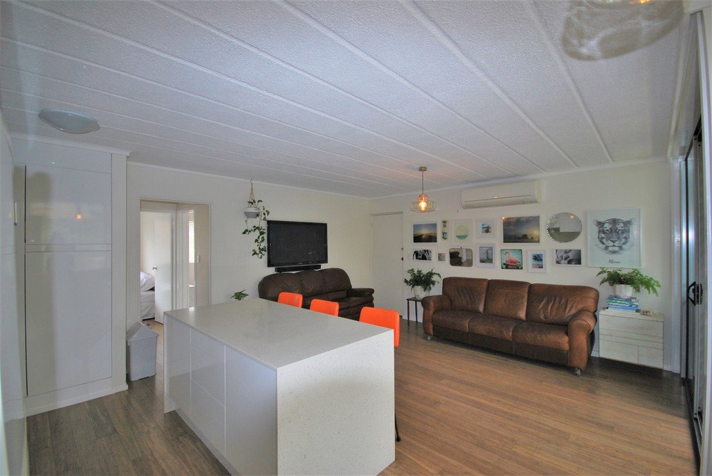 5/74 The Esplanade BURLEIGH HEADS 6