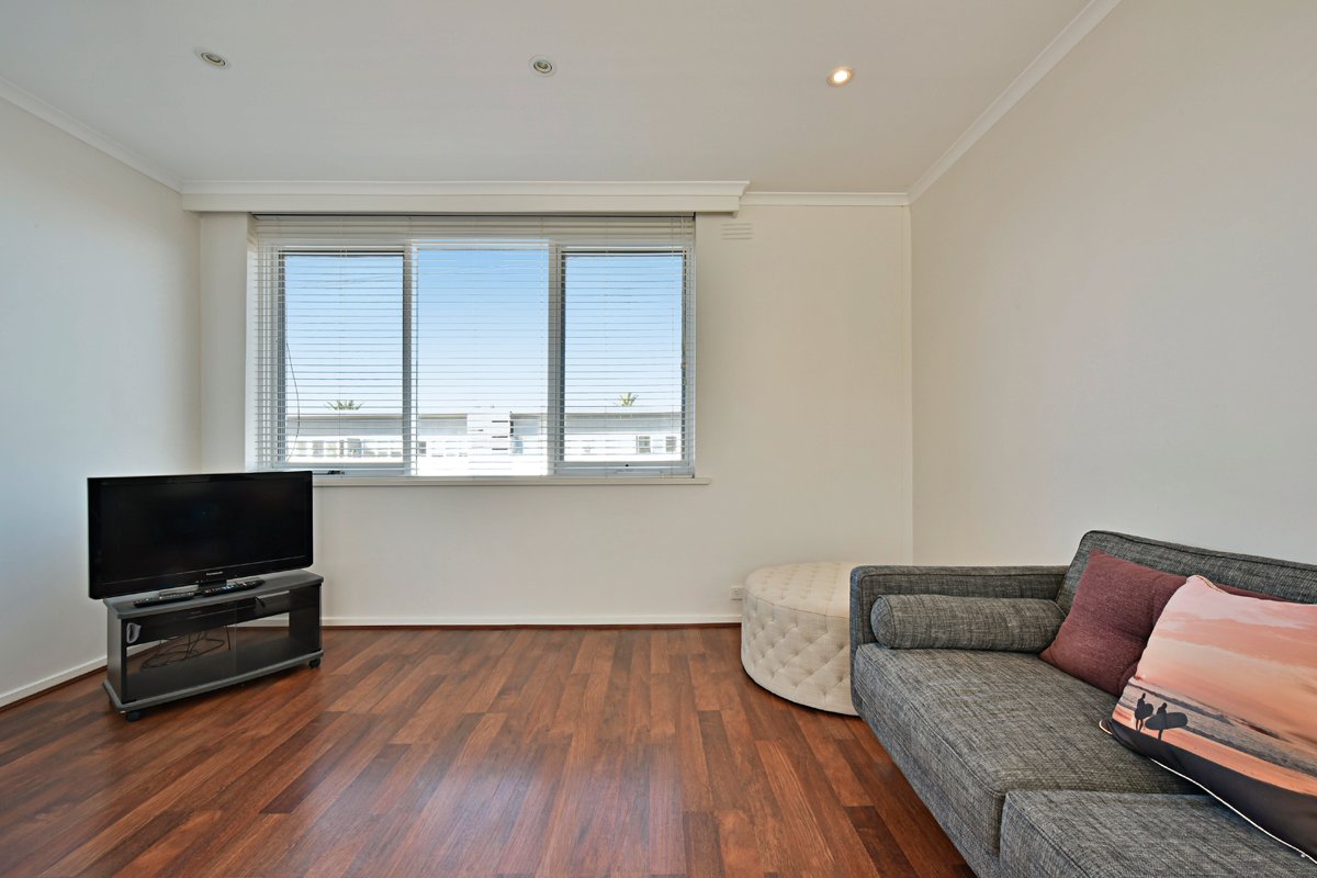 Gallery: 5/74 Westbury Street