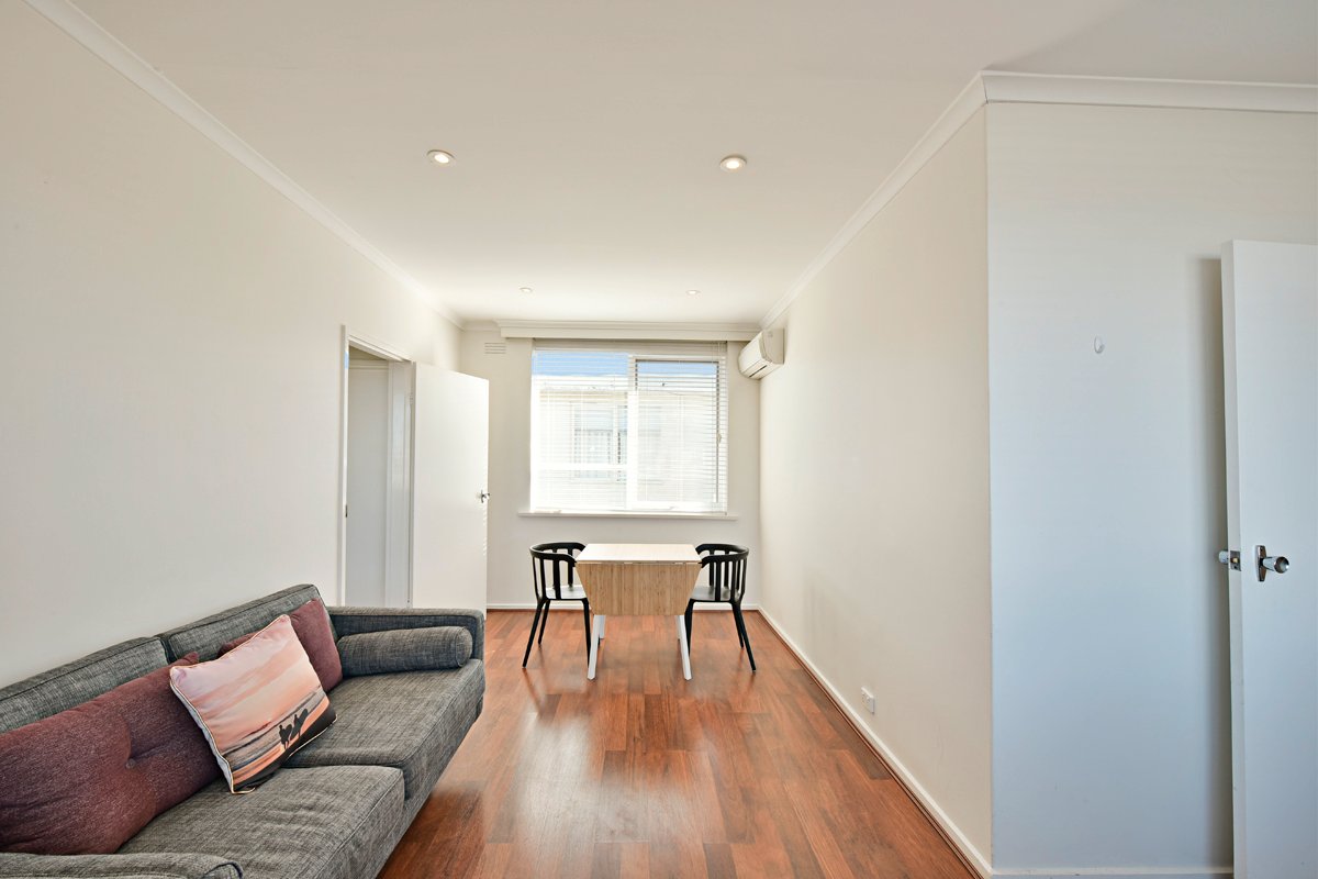 Gallery: 5/74 Westbury Street